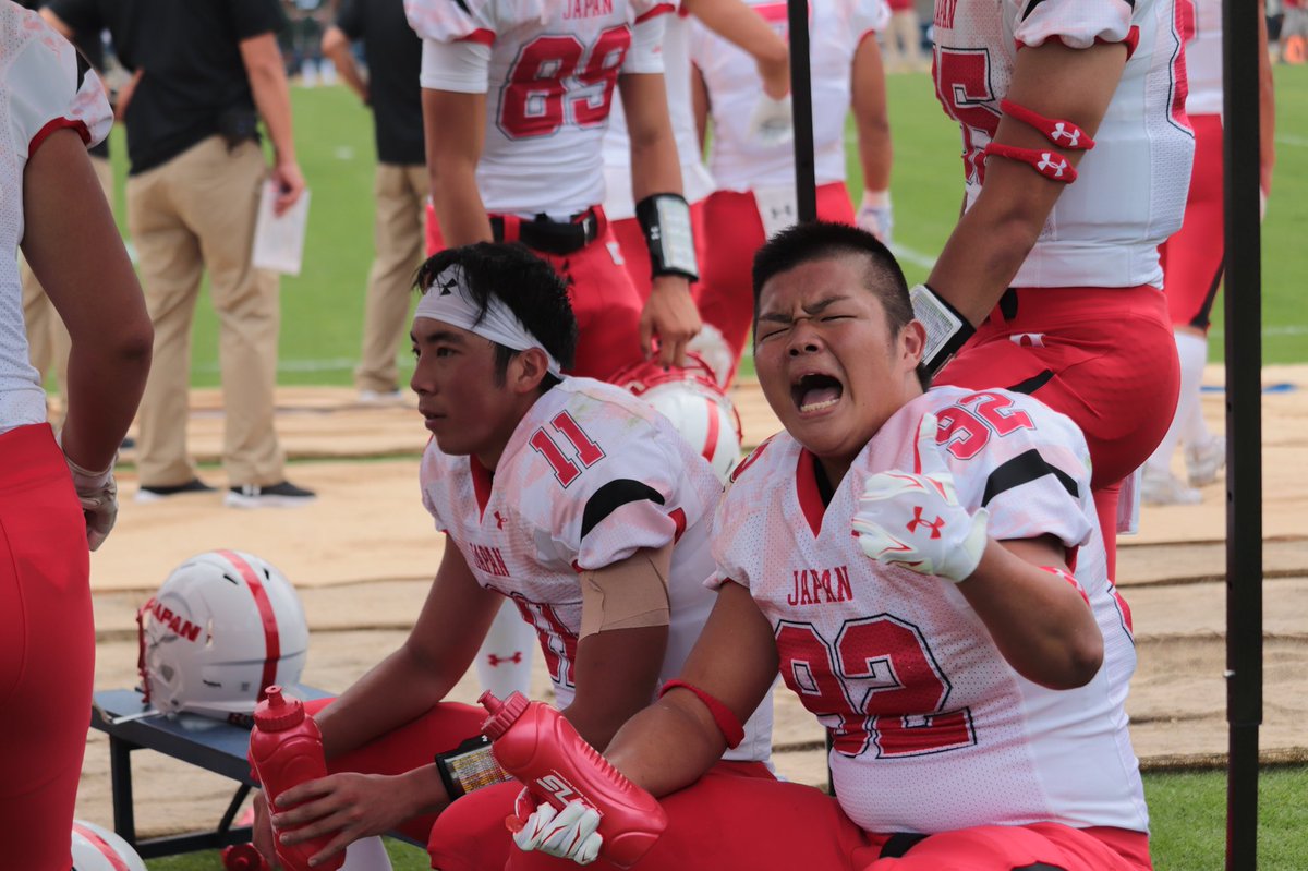 公益社団法人日本アメリカンフットボール協会 U19対メキシコ代表戦 前半を終え日本代表が6対3でリードしています 写真はtd捕球したte水谷蓮 高槻高校3年 Americanfootball Ifaf U19日本代表 Global Wifi