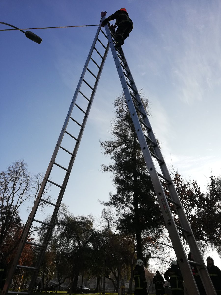 OctavaCBS's tweet photo. EJERCICIO | Más fotos que nos deja nuestro #SábadoDeEscalas en #ParqueBalmaceda. https://t.co/lB4Blik49W