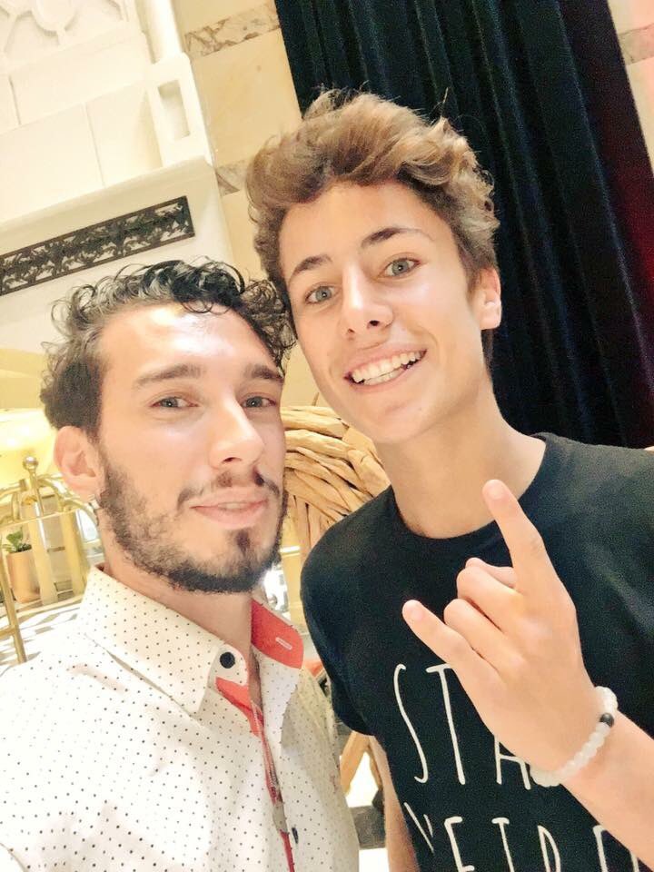 hernangsoto's tweet image. Ahora que esta el furor de la serie de Luís Miguel voy a dejar esta foto por acá 👉🏻 @ElJuanpaZurita #LuisMiguelLaSerie