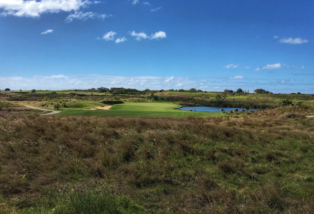 cbougaux's tweet photo. Superbe Mont Choisy Golf Club
Dernier né des golfs Mauriciens 🇲🇺
et premier parcours dans le Nord de l’Ile. 
Un links sous les tropiques !!!! Top ! https://t.co/4OrKlvy04N