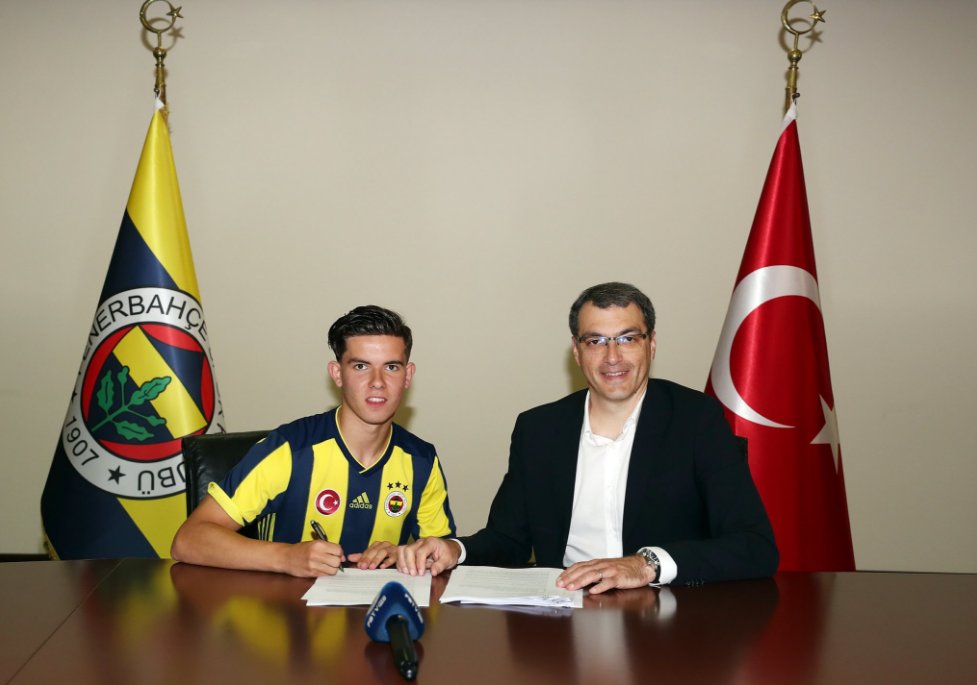 fenertakiptr's tweet photo. 💙💛FENERLİLER TAKİPLEŞİYOR💛💙 

🔹#Fenerbahçe
🔸#FenerbahçelilerTakiplesiyor
🔹#Fenerbahçeliyiz
🔸#SadeceFenerbahçe
🔹#FenerbahçeTakip
🔸#FenerTakip
🔹#geritakip
🔸 #TakipEdeniTakipEderim
🔹 #TakibeTakip
🔸 #KarşılıklıTakip

🔶RT-FAV yapan Fenerbahçeliler takipleşiyor!🔷 https://t.co/SYHu5ld3bM