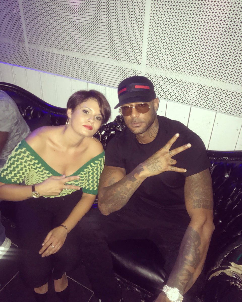 DarkDjay's tweet photo. Showcase terminée ! Merci à tous c’était top!
#92i #Booba #toulouse #working  @titliempire https://t.co/WPtEAkcwfQ