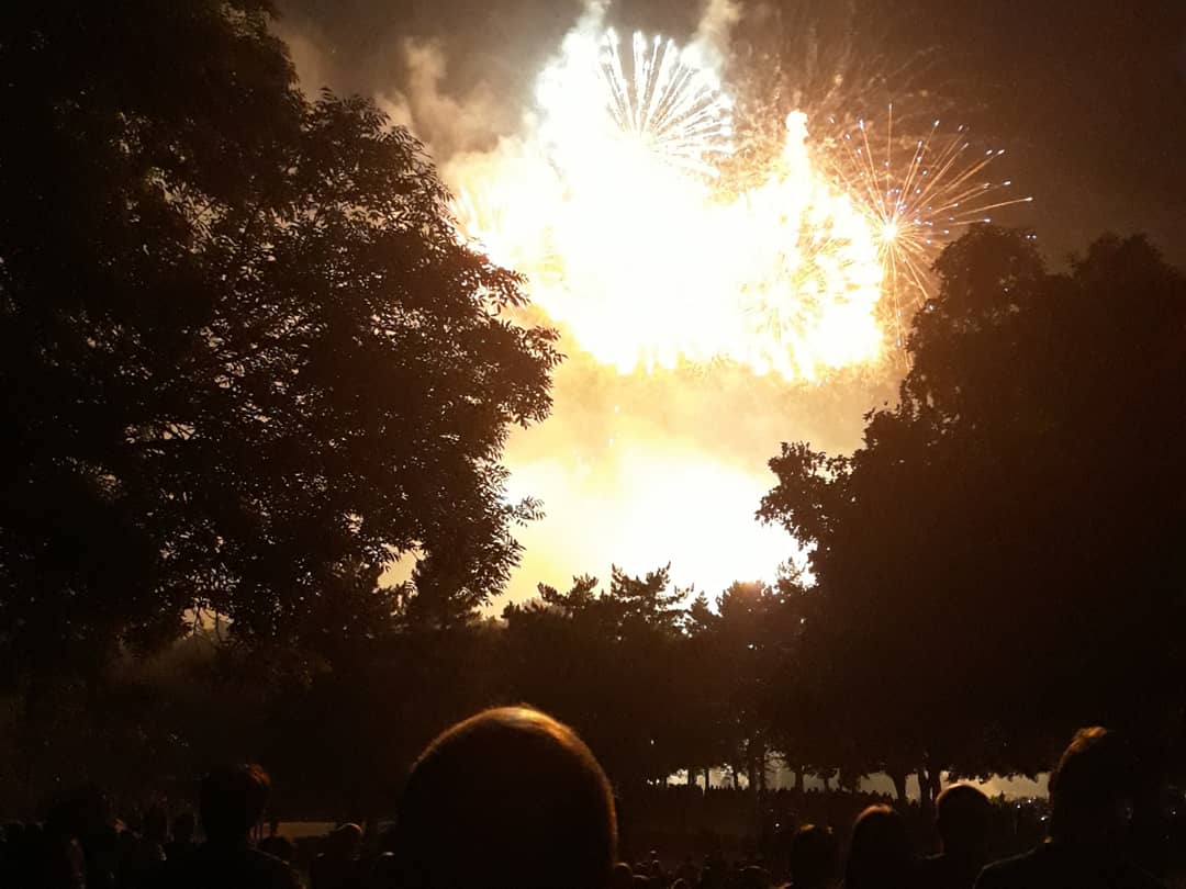 LauraBetn's tweet photo. #14juillet rémois ! 😊 #Reims https://t.co/3ePeYGcBIr