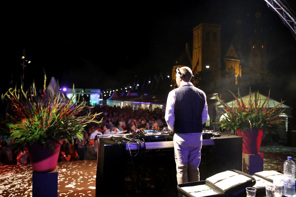 Vandaag start het feest dan eindelijk! Vier zeven dagen lang feest in Cuijk. Startende met de Primetime Classic Dance Night op de maaskade. Ben jij er ook bij vanavond?