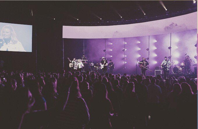 Streamline_Prod's tweet photo. Movement Conference 2018 #Movement18 | Production Design: @NSmithPro | Lighting Design: @ ryanking.gif (instagram) | Production Management: @ theproductionsource (instagram) | Production Equipment: @Streamline_Prod https://t.co/MoNjEOFKnA