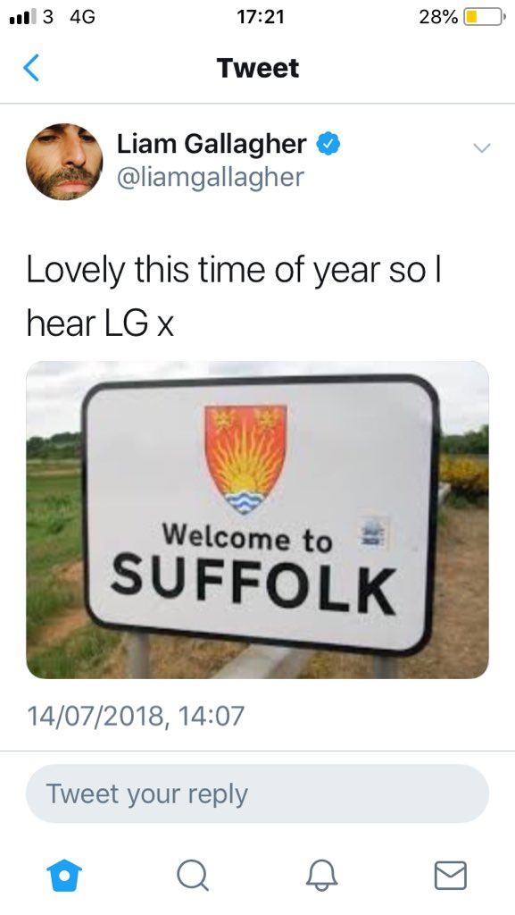 Knowlesy25's tweet photo. @lorenellis01 🖕🏼#Latitude2018 #paybackfrom2009 https://t.co/4kQXkPPgTR