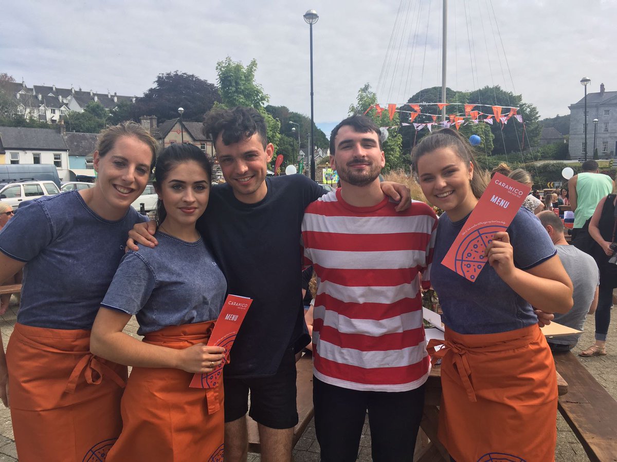 caramicopizza's tweet photo. We know how to throw a party, get a pizza the action! #caramico #thecheesierthebetter @CentraIRL @currabinny_ @dreamingalways_ @kcshowcork https://t.co/f6c2TgWwEd