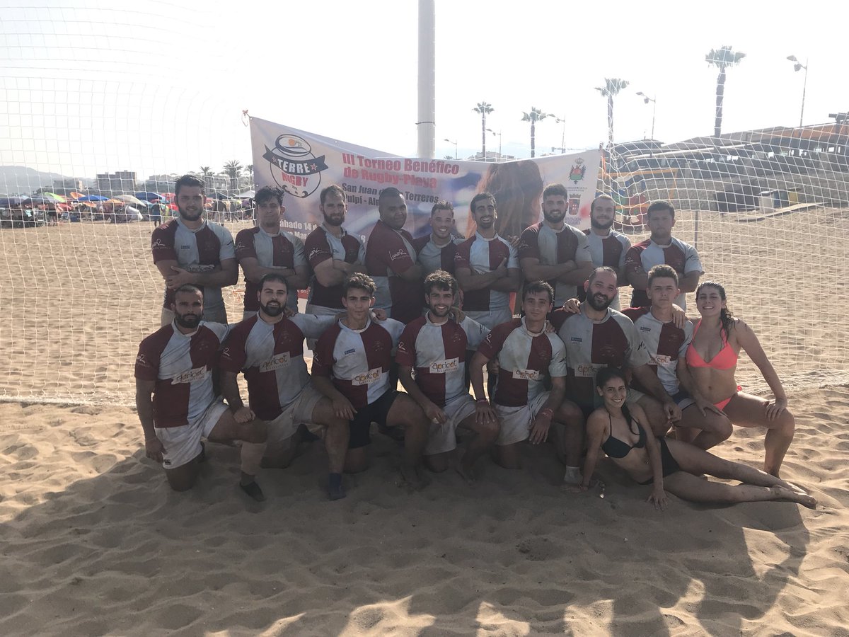 TERRE_RUGBY's tweet photo. Disputada final de plata masculina. Finalmente, la copa se va a Madrid, a nuestro querido @sanisidrorugby! GRACIAS a todo el club por el apoyo constante; sois parte del proyecto, hacéis posible este sueño! https://t.co/Lsvz1ysvi5