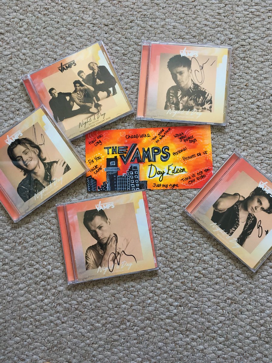 lovestrucknhc's tweet photo. Quick doodle🙃 
•
Make sure you keep streaming day edition! And never stop😍👍🏻 
•
Loving my bundle sooo much!❤️
•
#VAMPSNEWALBUM #GetDayToNumberOne @TheVampsband @TheVampsBrad @TheVampsTristan @TheVampsCon @TheVampsJames @JoeManager @WaddySolomon @JamesD_Arcy https://t.co/eq8JCdevGI