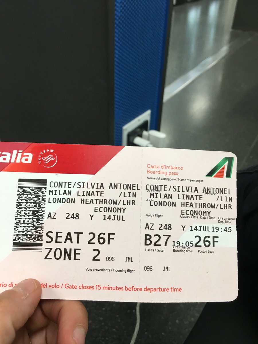 Contesilvia's tweet photo. @GaryBarlow @HowardDonald @OfficialMarkO just heading to london for the amazon show without the amazon tkts😩😩😩 https://t.co/qy71WpJjiz