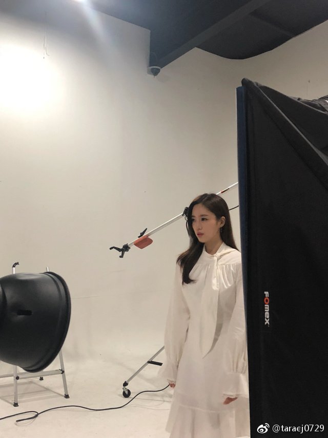 tarasnaps's tweet photo. [EUNJUNG WEIBO(9P)] taraej0729: ᴸᴼᵛᴱᴸᵞ-ᴴᴼᴿᴿᴵᴮᴸᵞ. ​ 8/9P https://t.co/OGbqD2qkkv #kpopsnaps https://t.co/1Y9xWl1zV6
