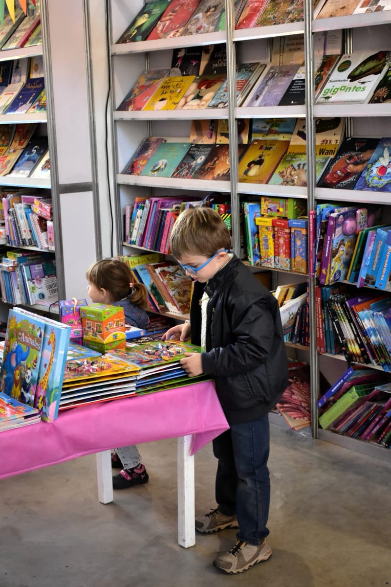 FeriaInfantil's tweet photo. Cada día nos llenamos de imágenes como estas y sentimos que vale la pena.

Venite, te esperamos hasta las 20hs en el @CtroCulturalCba https://t.co/j6yVsHmQMY