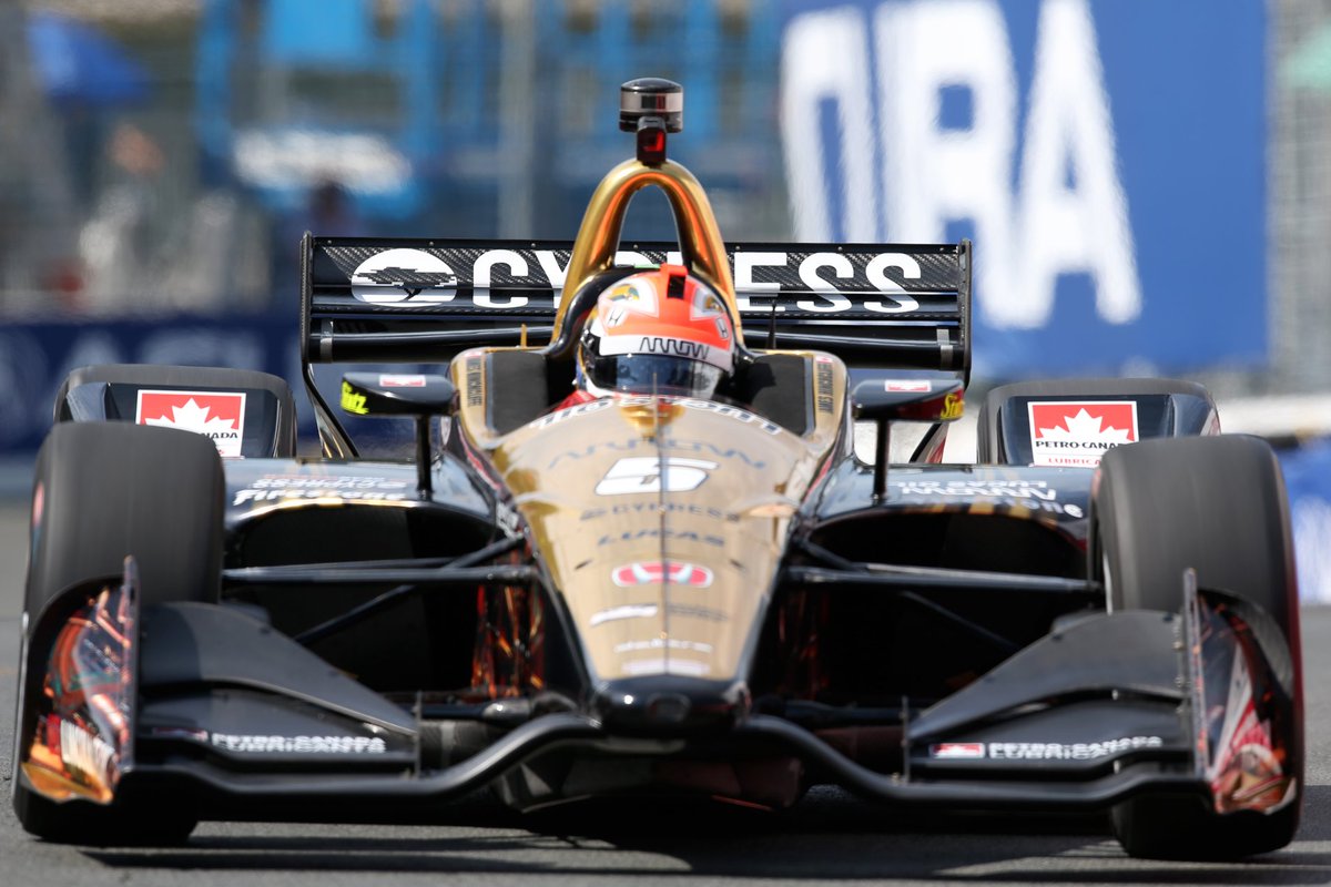 ontario_indy's tweet photo. We've got the qualifying for the Verizon @IndyCar Series coming up in 10 minutes at 1:55. #indyTO https://t.co/kV9eE7pPOi
