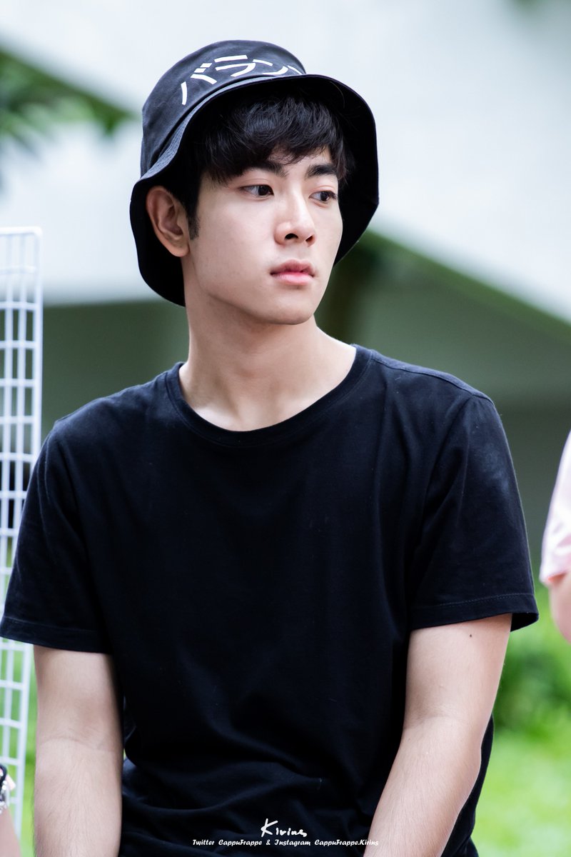 CappuFrappe's tweet photo. วันนี้ดีใจมากที่ได้เจอหมอมิกเเล้ววว -//////- ถ่ายไปเขินไป @mpwkc
#ChulaCuteBoy #cufirstdate61 #chulafirstdate #134Media https://t.co/L51sawjYV1