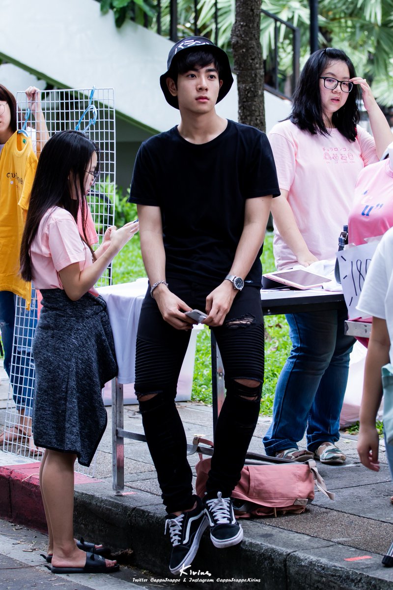 CappuFrappe's tweet photo. วันนี้ดีใจมากที่ได้เจอหมอมิกเเล้ววว -//////- ถ่ายไปเขินไป @mpwkc
#ChulaCuteBoy #cufirstdate61 #chulafirstdate #134Media https://t.co/L51sawjYV1