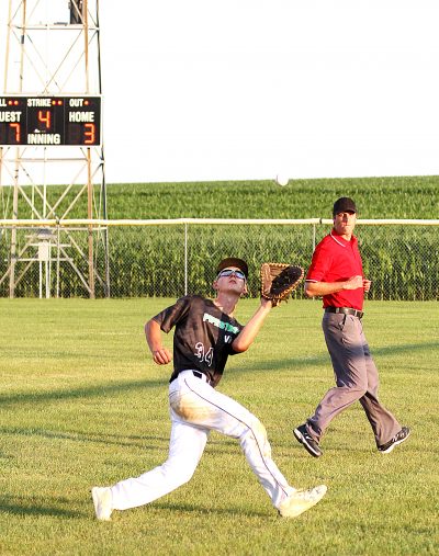 pipestonestar's tweet photo. Pipestone Post 3814 pushes past Adrian, 8-5 
https://t.co/ZVS0Onl7Ui #PipestoneMN #baseball https://t.co/BDGKSwBjN4