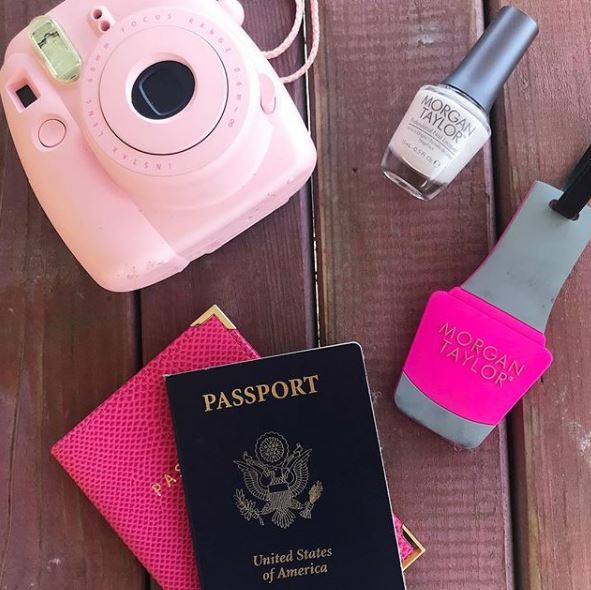 MTMorganTaylor's tweet image. We’re vacay ready! What are your summer travel plans? Shade Shown: Tan My Hide #MorganTaylor #vacationnails #pinknails