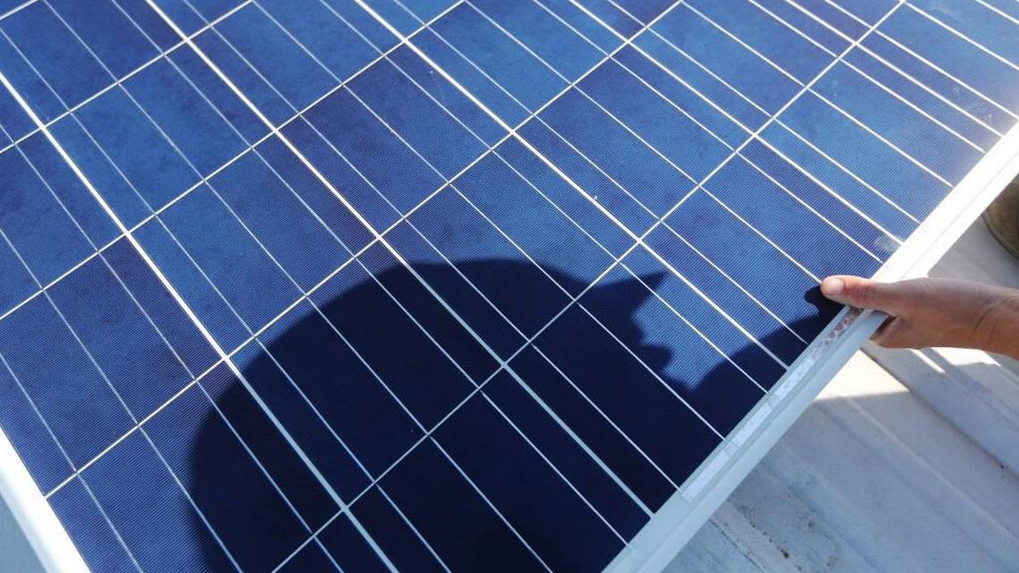 solarcollab's tweet photo. KCC better have the backs of stateโs solar-power customers https://t.co/oTnJdFOb6u #CowleyCounty #solarenergy #solarpower https://t.co/tzas09XRpY