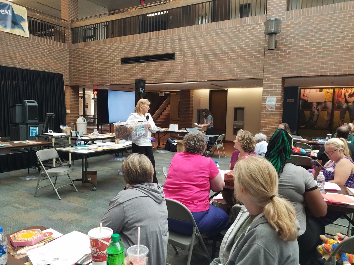 johnsdl71's tweet photo. #OAEYC Summer Conference Day 2 with Sharron Krull and open ended art materials. Super ideas for Pre-K classrooms. #Cuyahoga Community College. https://t.co/d3OUrXJlaG