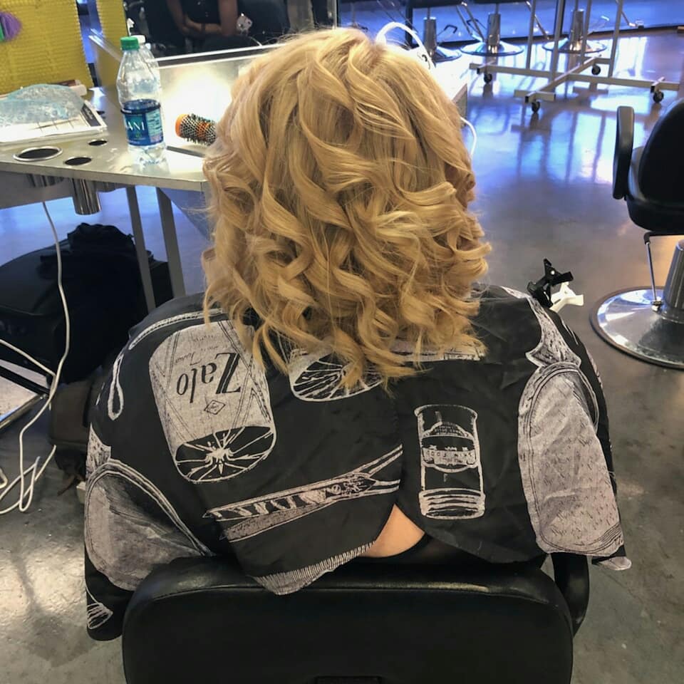 ExpressJacks's tweet photo. Curls for girls :) #hairbyjacks https://t.co/s8bzS64ERy