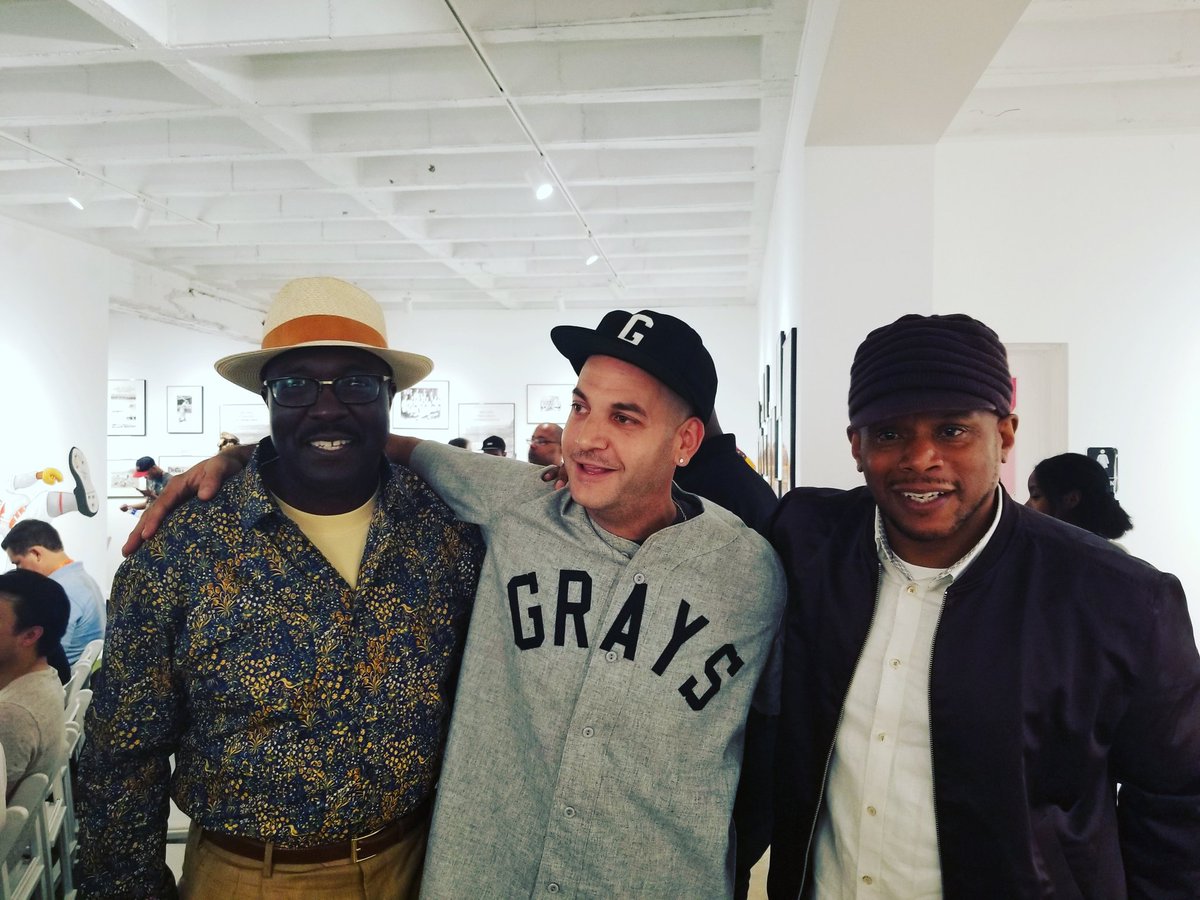 bulletbrak's tweet image. Out here with the &quot;Cool Papa&quot; Bell on at the #CultureAndCode event with my good friends Mr. Bob (@nlbmprez ) &amp;amp; @realsway .. Sway had to call me up fron like &quot;Brock, show these people your Jersey&quot; #jerseyking .. S/O to @ebbetsvintage for the matching Homestead Greys Jersey &amp;amp; Hat