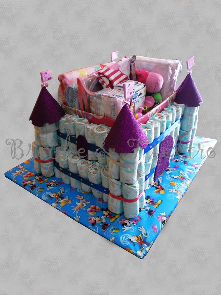brocheyfieltro's tweet photo. CASTILLO DE PAÑALES #regalooriginal #pañales #castillopañales #nacimientosara #babyprincesa #hechoconamor https://t.co/PXu9EyJBTA