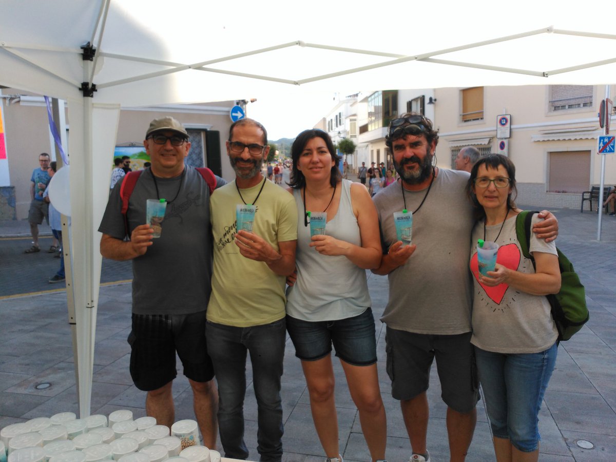 RafaMC67's tweet image. Ara va de bo, ara va de got!
Per ses festes #reutilitza amb seny!!!