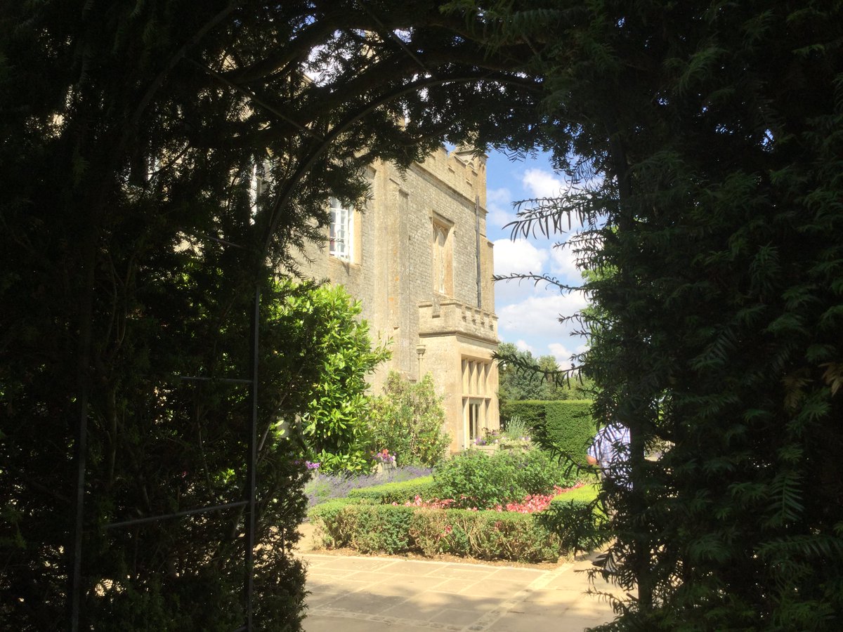 5thLackey's tweet photo. The present Manor House was built in 1804 by the owner of the estate #WilliamHervey, designed by #WilliamAtkinson &amp; built by #RichardPace of Lechlade. The rhinoceros? The house is now at the centre of the #CotswoldWildlifePark https://t.co/gRHNbti981