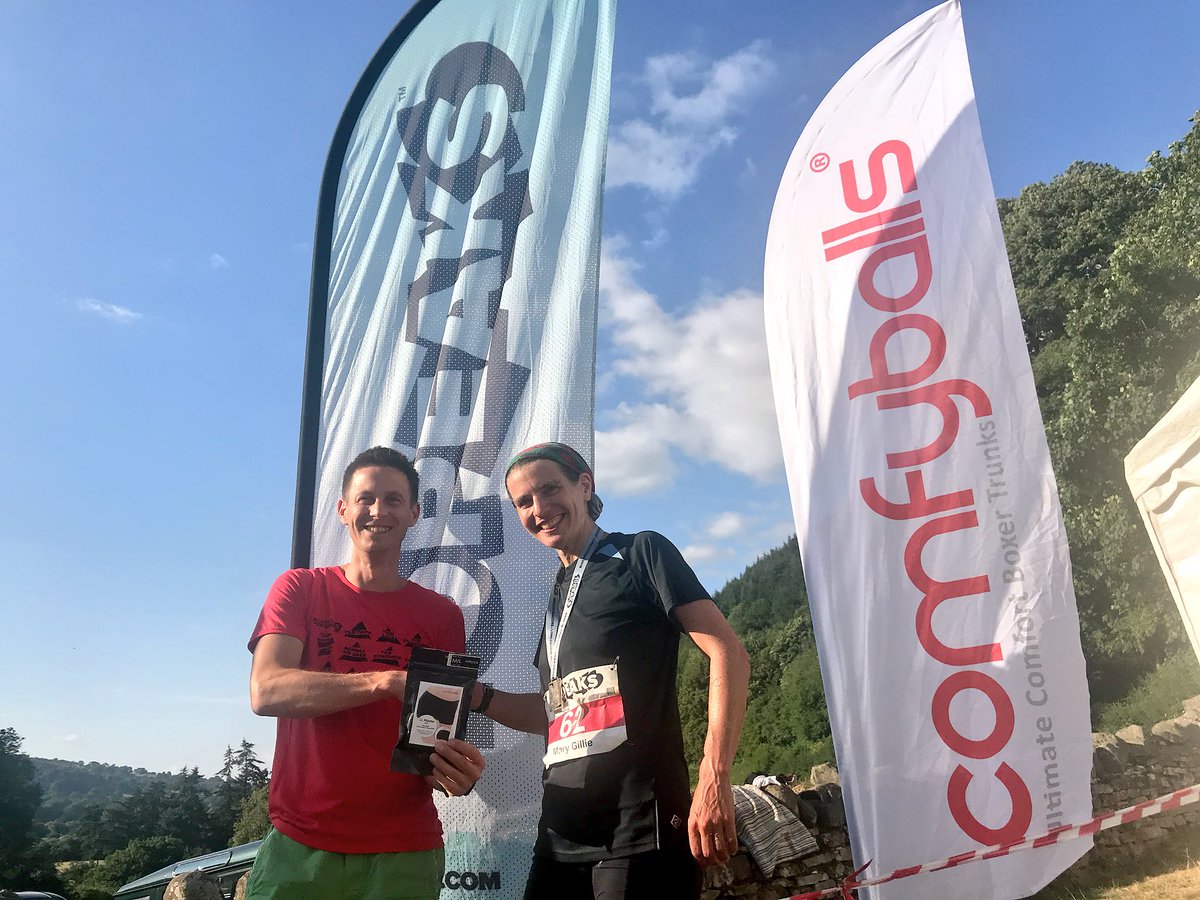 10peaks's tweet photo. The 4th record has toppled today - #10Peaks female long course winner is Mary Gillie 🏆🥇with new course record 13h21m57s 🙌
Mary gets a finisher’s medal and a pair of @comfyballs performance hipsters after her 89km run with 5000m of ascent and descent over the #BreconBeacons 👊 https://t.co/Fq0wrWrp2N