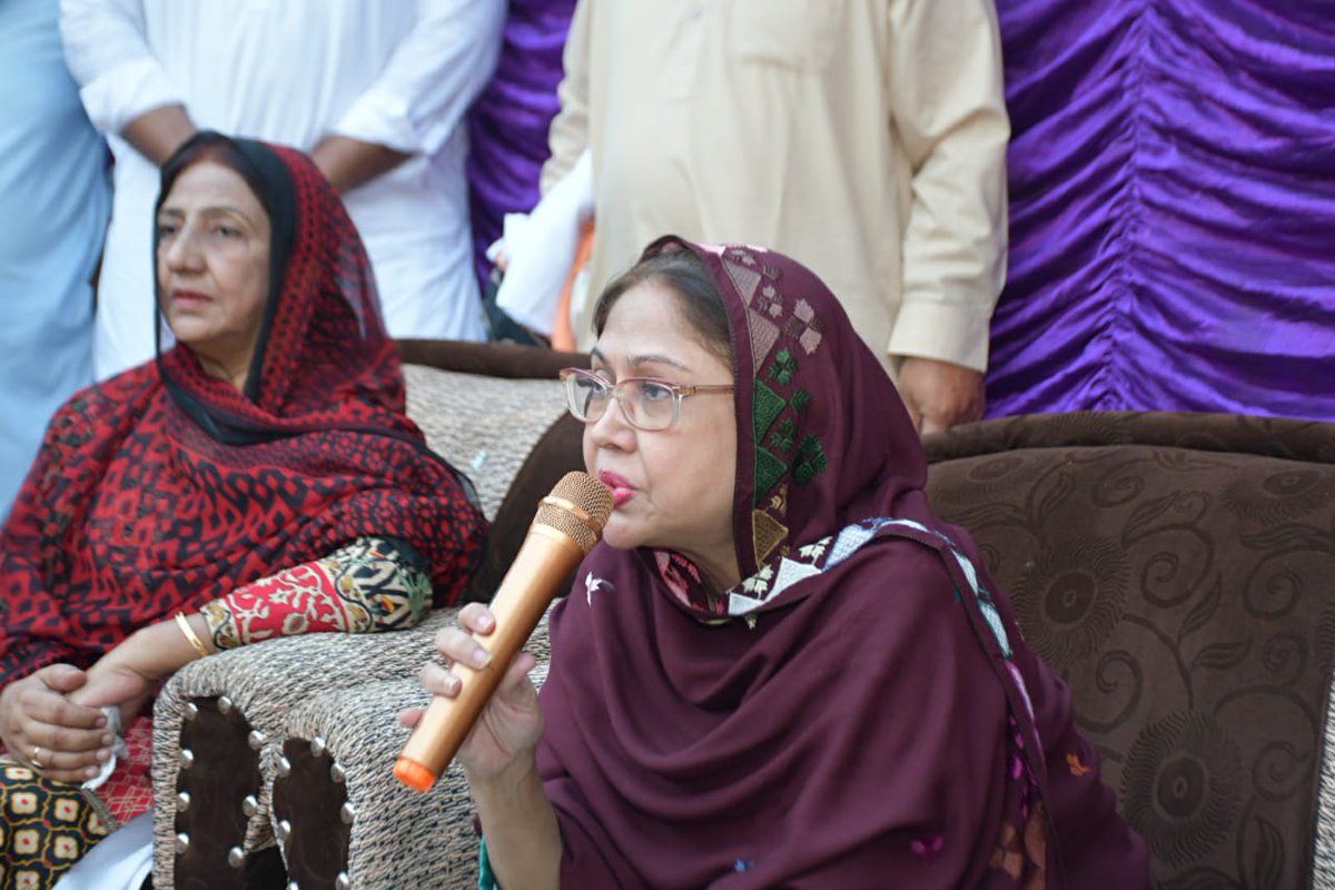 Sadiajavedppp's tweet image. President PPP women wing Pak and candidate for #PS10 Ratodero Honourble Adi @FaryalTalpurPk  attending different programmes 
#LarkanaMainTeerChalayga
#VoteForTeer