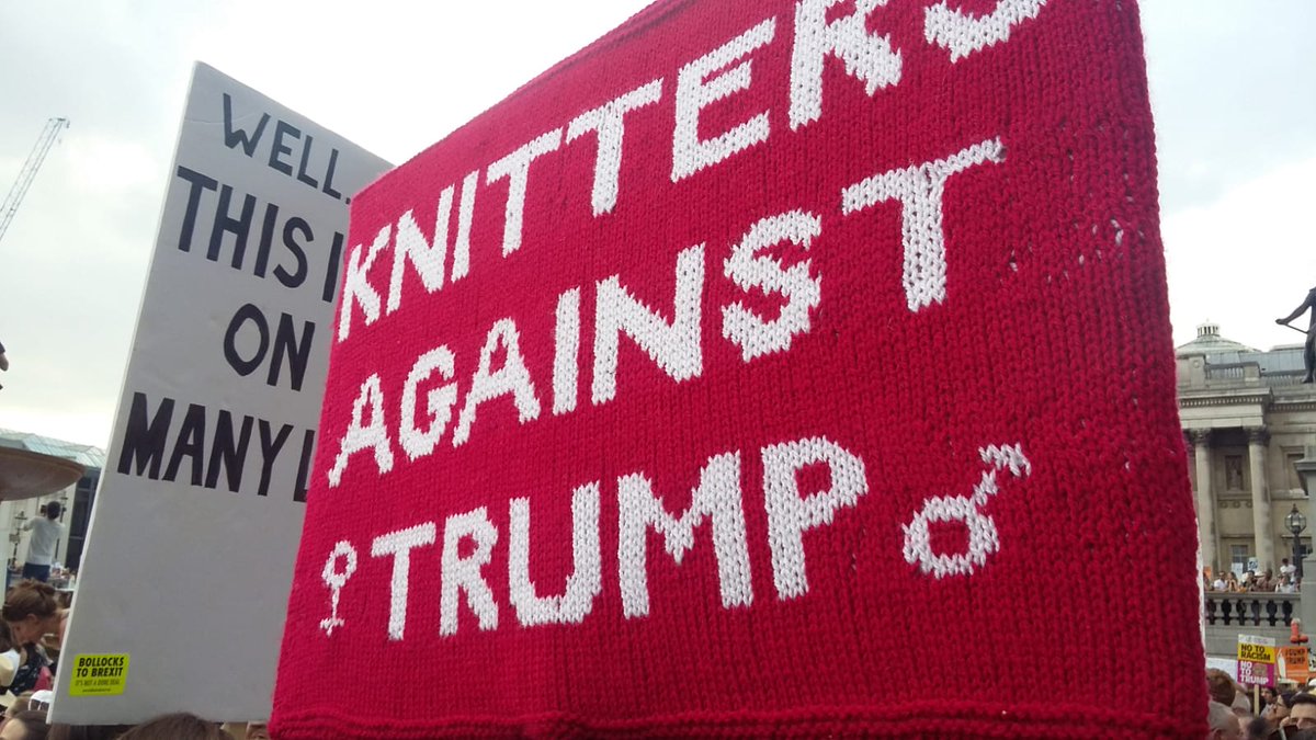 Beket_Aten's tweet photo. @JackieKeily My favourite sign from the march! #knittersagainsttrump https://t.co/OyliEPTESH