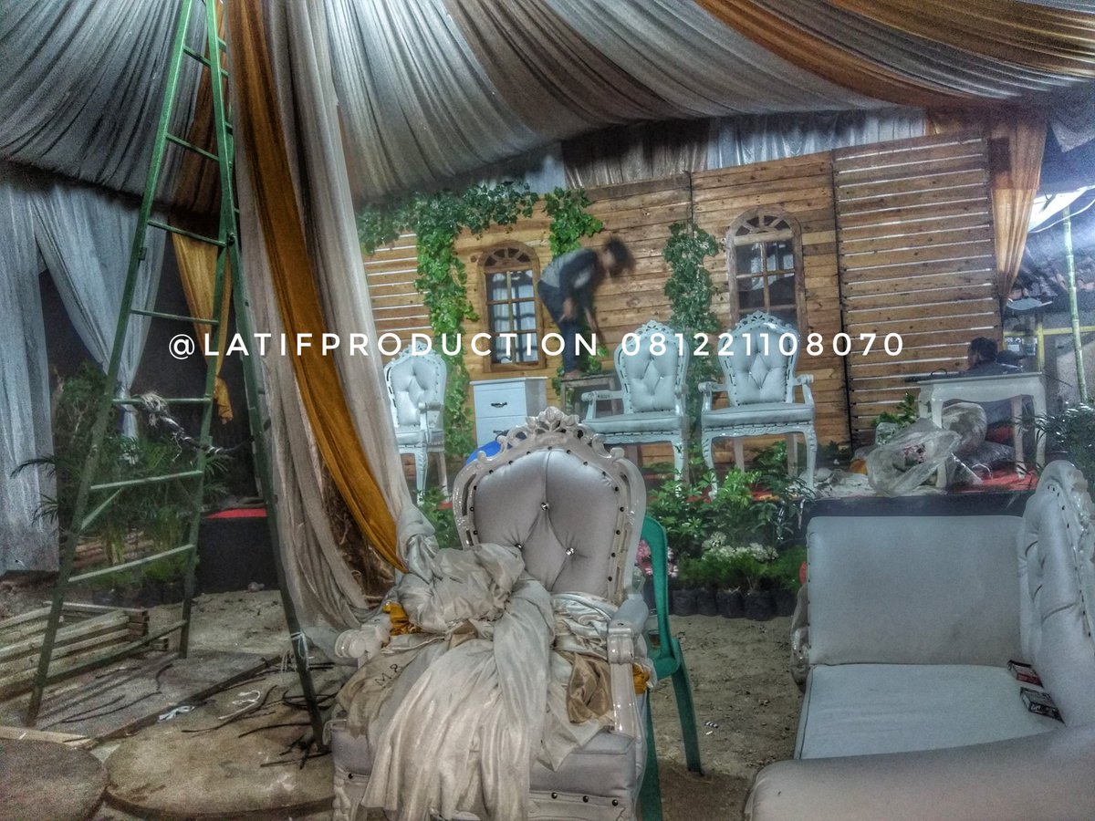 Kerja kita sampe dini hari

#Dekorasinikahsubang
#SewaDekorasiSubang
#AlatPernikahanSubang
#DekorasiHajatanSubang
#FotoVideoSubang
#CetakUndanganSubang
#WeddingDecorationSubang