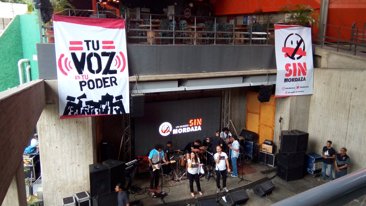Sinmordaza's tweet photo. #TuVozEsTuPoder2018 😎📢| ¡Expresate y disfruta de un momento diferente! Estamos en el Centro Cultural Chacao porque #TuVozEsTuPoder 😱💃🎤🎶 https://t.co/DGeaWqCxlN