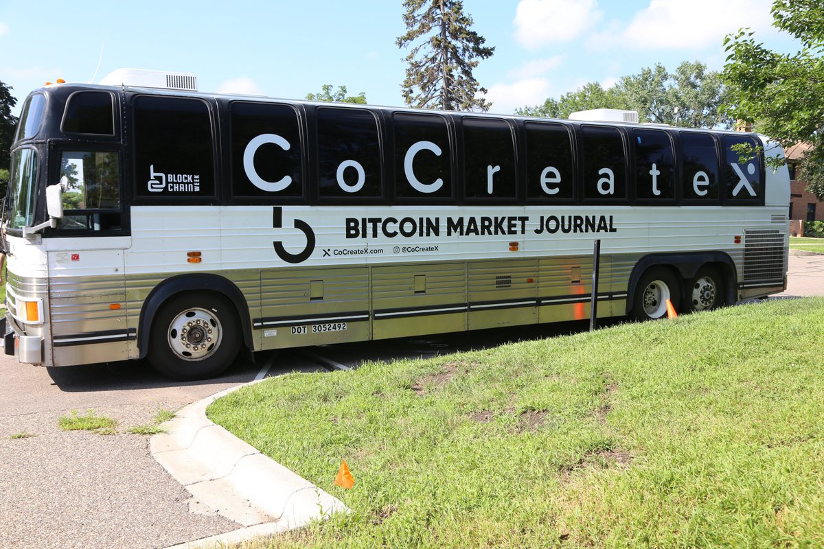 CcxLyno's tweet photo. The #CoCreateX Bus #Gracie visited the Frogtown Park and Farm today, Saturday, July 14, 2018. https://t.co/PEwwjwqs1T