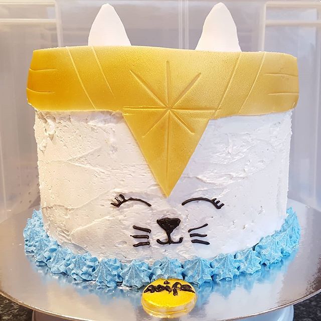 FlosKitchenuk's tweet photo. Wonder-cat!! 🐱🏋️‍♀️
#vegan #birthdaycake #specialtycakes #wonderwoman #cat #wondercat #cute #funny #northamptonbased #northamptonshire #shoplocal #supportsmallbusiness #supportlocal #floskitchenuk https://t.co/3BV7M9fapy https://t.co/J87RzrpJ3c