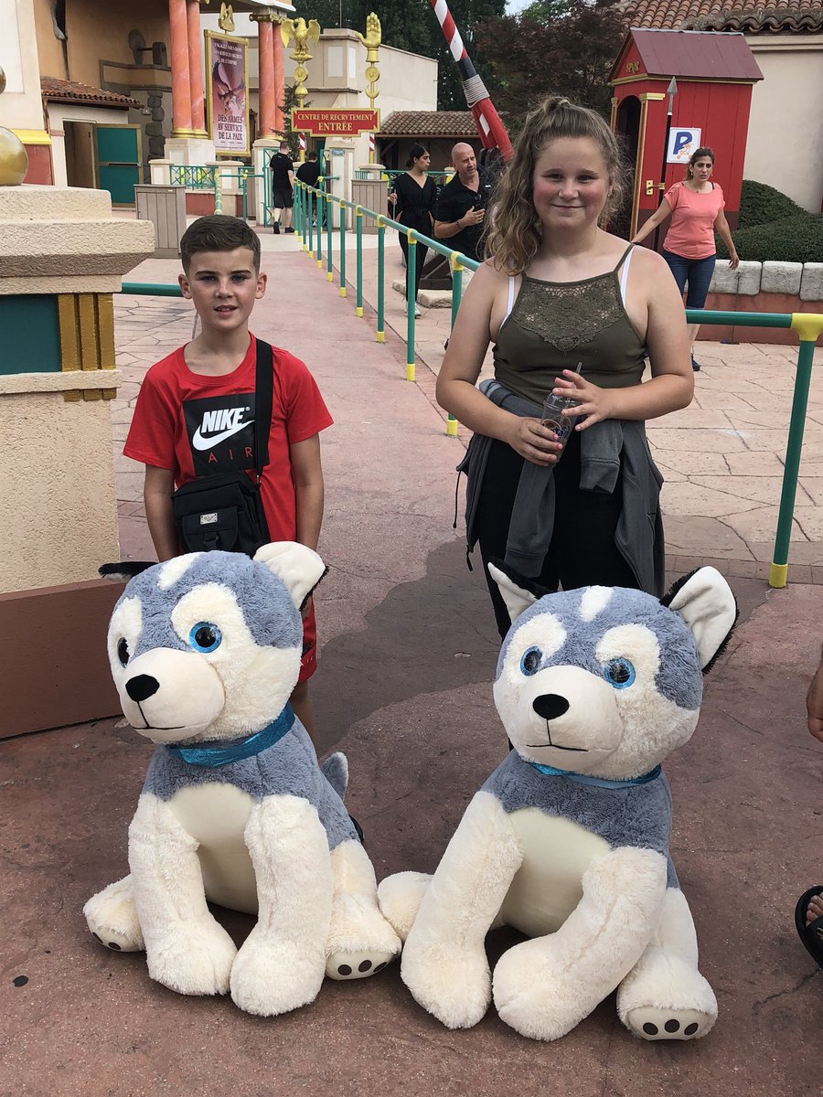 Llanwern_paris's tweet photo. Fun day at Parc Asterix! We got soaked, rode some big rides and won some prizes! Had food and now on the way back to the hotel! Hitting the centre of Paris tomorrow 😬😬 bright and early start! @menna_williams @ehyde_miss @Mama_Llew @Llanwern_High @MalcHaley @Mr_Winship https://t.co/ORL5jQCYFK