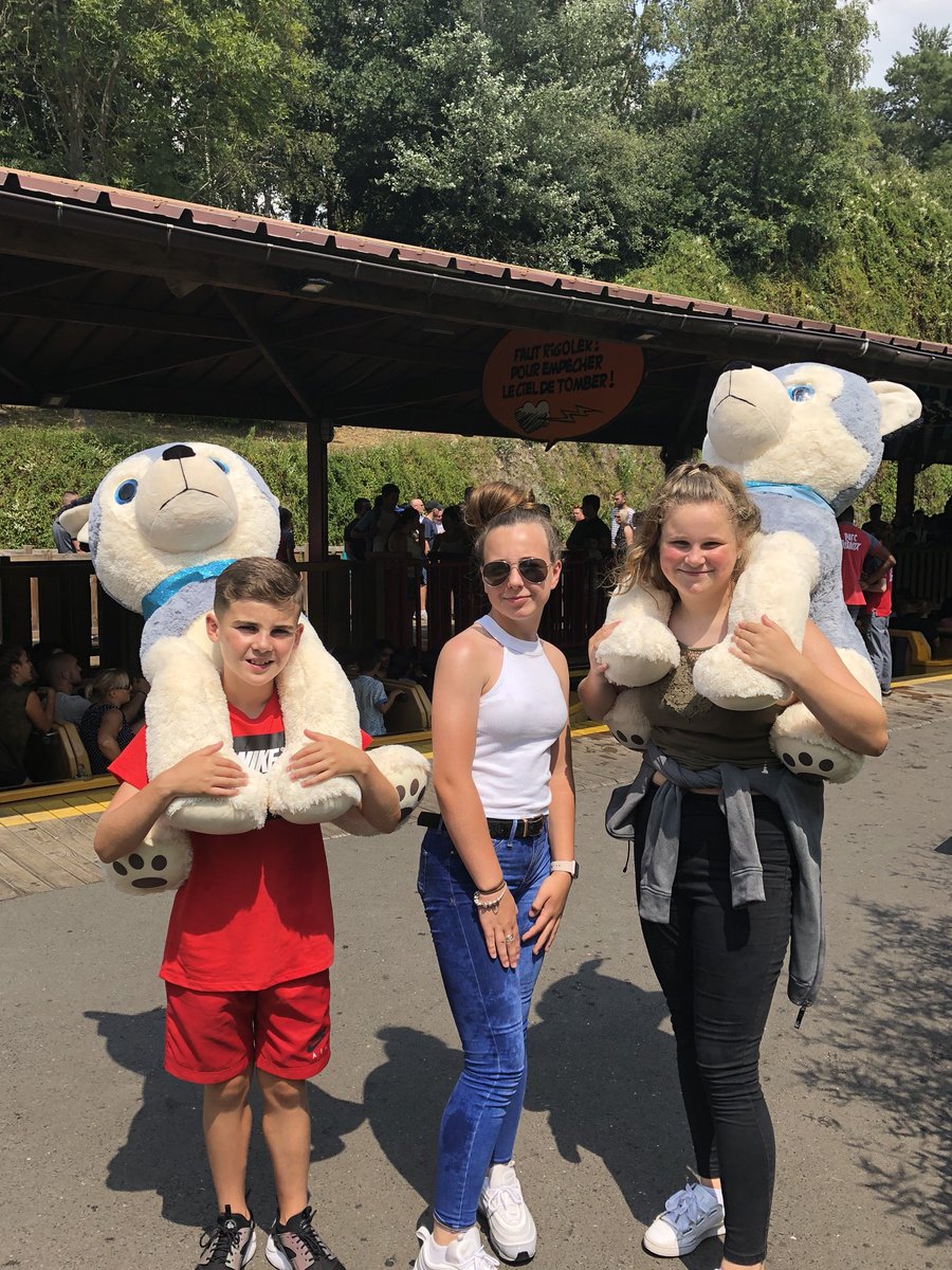 Llanwern_paris's tweet photo. Fun day at Parc Asterix! We got soaked, rode some big rides and won some prizes! Had food and now on the way back to the hotel! Hitting the centre of Paris tomorrow 😬😬 bright and early start! @menna_williams @ehyde_miss @Mama_Llew @Llanwern_High @MalcHaley @Mr_Winship https://t.co/ORL5jQCYFK