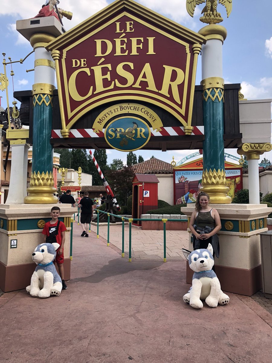 Llanwern_paris's tweet photo. Fun day at Parc Asterix! We got soaked, rode some big rides and won some prizes! Had food and now on the way back to the hotel! Hitting the centre of Paris tomorrow 😬😬 bright and early start! @menna_williams @ehyde_miss @Mama_Llew @Llanwern_High @MalcHaley @Mr_Winship https://t.co/ORL5jQCYFK