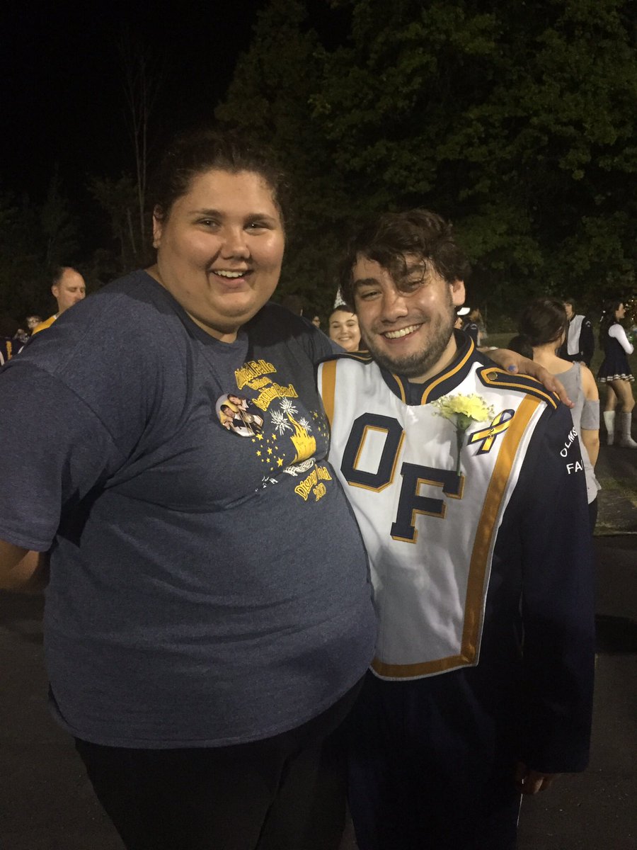 elizabeth_12367's tweet photo. Happy 19th birthday to one of my best friends. I’m so grateful to have you in my life. I hope your day is everything you wish for it to be. Ily❤️❤️ https://t.co/lk3x7hAYvX