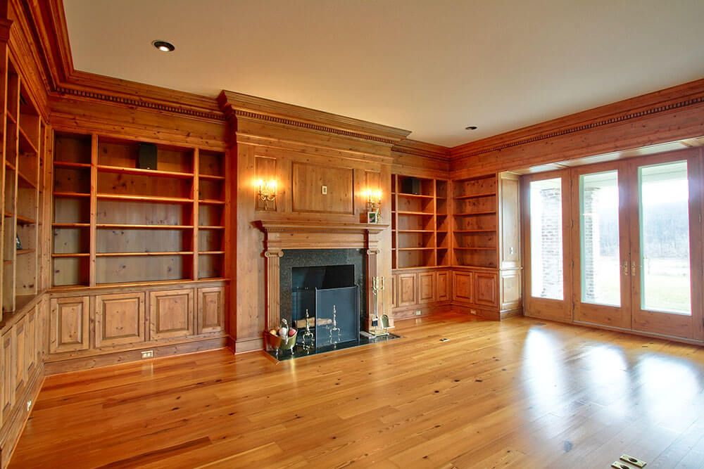 EstatesVirginia's tweet photo. White Hart has over 350 acres of some of the most beautiful land in Virginia. The main house is an idyllic 8500 sq ft English manor shaded by regal oaks, with a pro kitchen and geothermal heating. Call #VirginiaEstates to see it today! #homesforsale

https://t.co/1qHddpZdns https://t.co/KlRR34zuKE