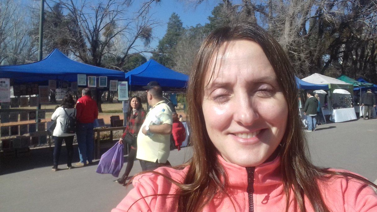 LorenaMeschini's tweet photo. #Feriando
#EconomiaSocialMza https://t.co/3HXuQOSBSe