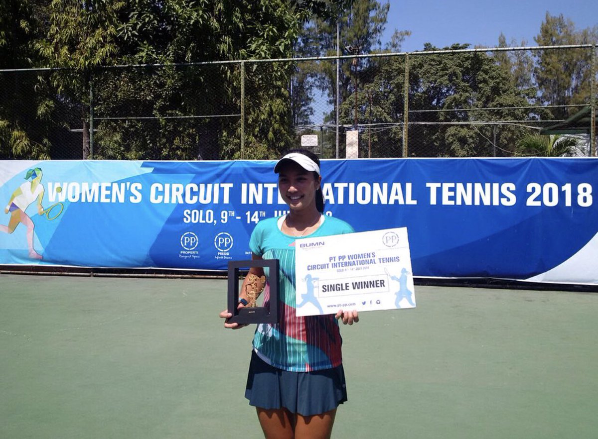 So proud of <a href="/dila_11/">aldila sutjiadi</a> for winning her first pro title today! #WeAreUK