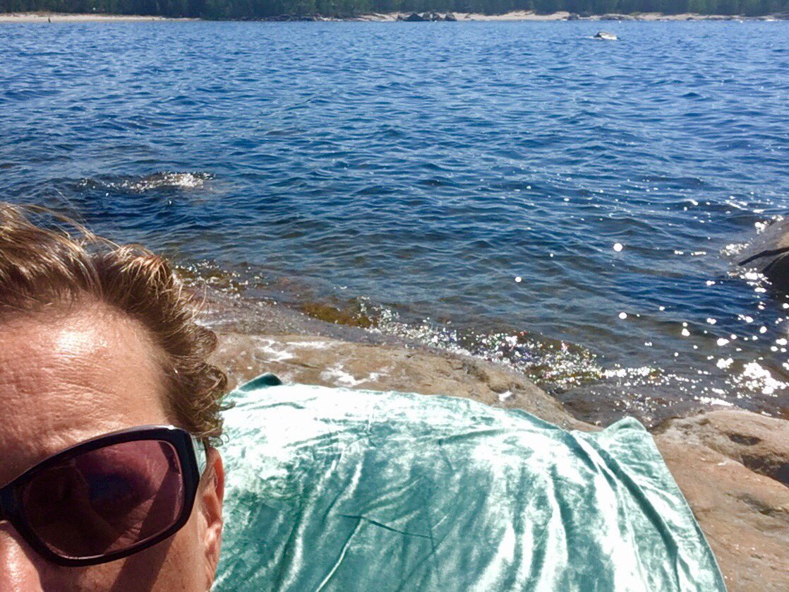 CPalonen's tweet photo. Today was a pretty nice day. ☀️😎 #vacation #semester #solvindochvatten https://t.co/nrJW8A0tMY