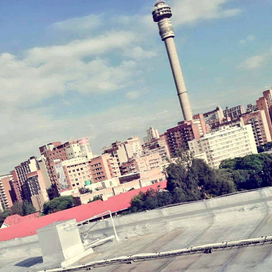 SquadroKay's tweet photo. "Be careful of favours, they come in percentages"
#JHB
#SQUADRO_SA https://t.co/kB2xukfIBi
