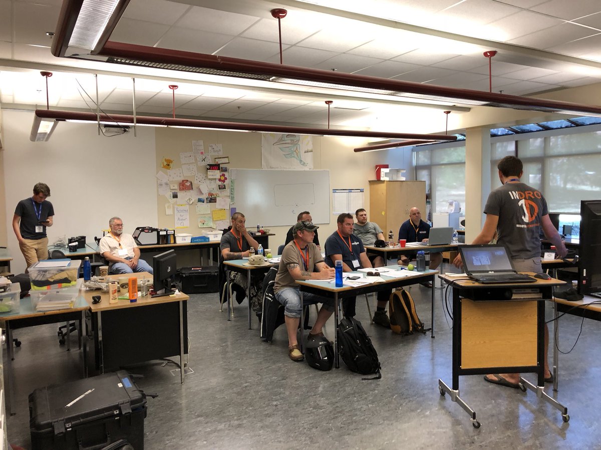 InDro_Robotics's tweet image. Training in Paradise #UAV training for Fire Departments #tip2018 #droneschool