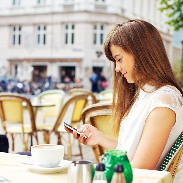 BitcoinNews's tweet image. Bitcoin.com Celebrates 2.5 Million Wallets Created in Less Than a Year ift.tt/2NduGLg #Bitcoin