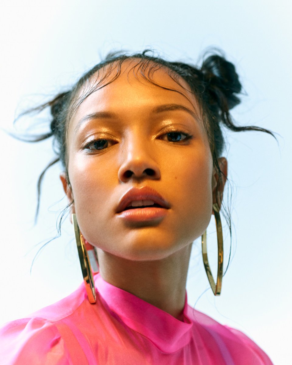 GreenteaPr's tweet photo. Read over @papermagazine on how @karrueche takes Hollywood and talks about breaking barriers down with the industry. https://t.co/NyJIHGqz4n