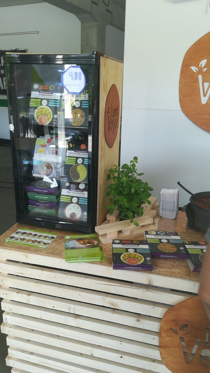 LunchVegaz's tweet photo. Unser Fitnessgerichte gehen echt ab...
#MensHealth #vegan #fitness #readymeal #organic #30daysshelflife https://t.co/gqNb93QOk2