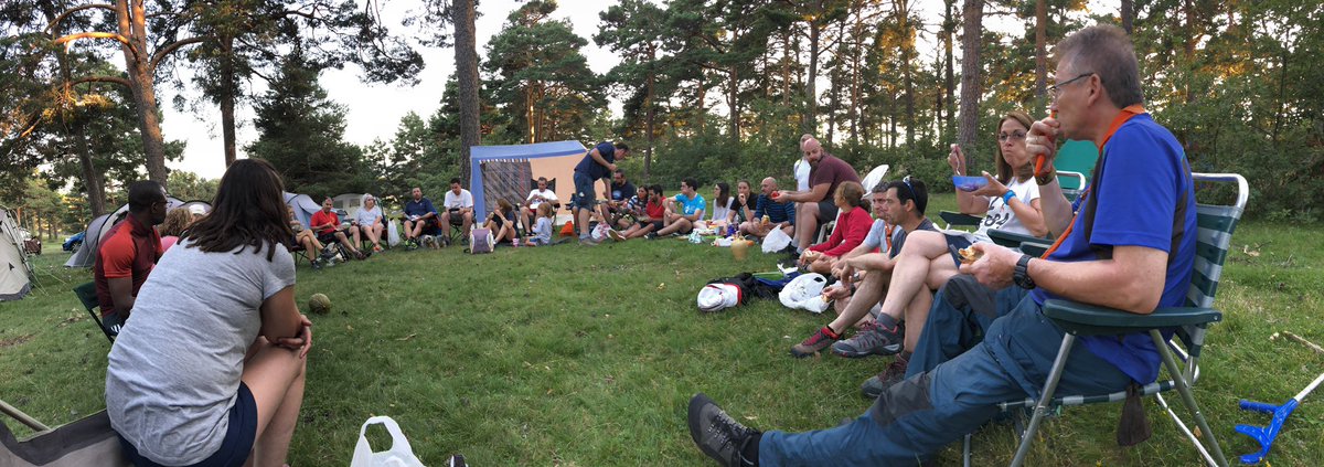 No imagino ningun sitio mejor en el mundo!! Dia duro de trabajo, servicio en estado puro. #orgullosamentenaranja