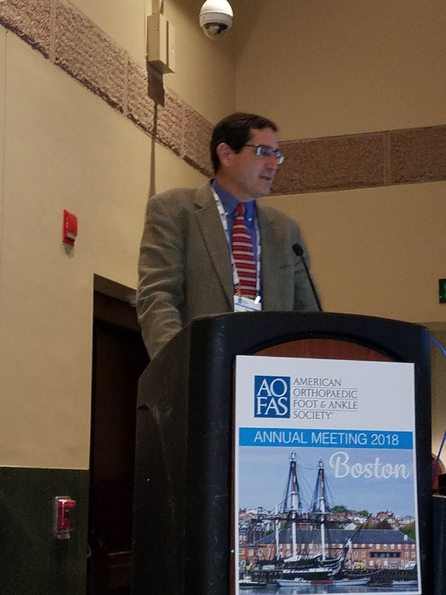 pmangoneMD's tweet photo. As symposium coordinator, I want to thank the faculty and members who attended the inaugural AOFAS Practice Management Symposium. Great information exchange. Look forward to next year’s session. #AOFAS18 #AOFASpracticemanagement https://t.co/lQPC5iYugr
